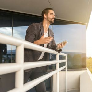 BALCONY ETIQUETTE